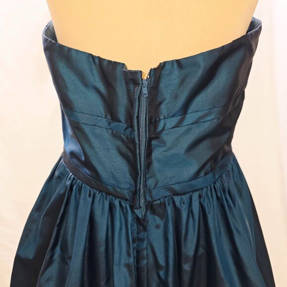 Mori Lee Iridescent Teal Halter Ballgown | Prom Perfection | Size 4 - Picture 14 of 16